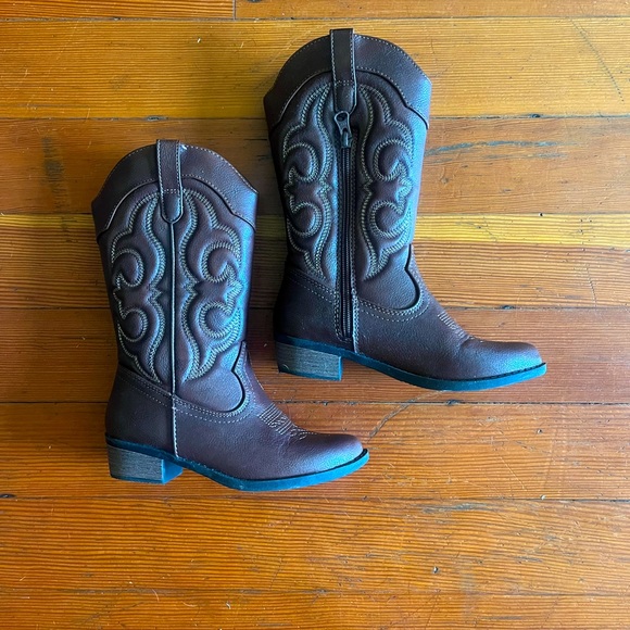 Girls cowboy boots size 1. - Picture 1 of 6